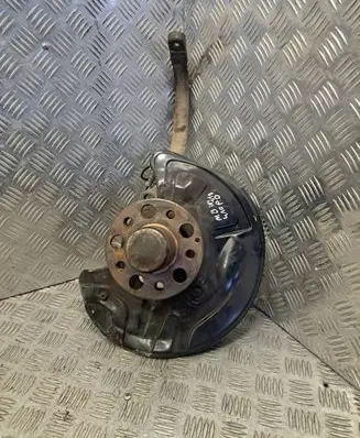 Mercedes-Benz E W211 Front wheel hub