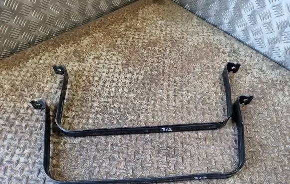 Volkswagen Tiguan Allspace Fuel tank mounting bracket 5QF201656C