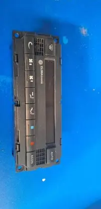 Volkswagen PASSAT B5.5 Climate control unit