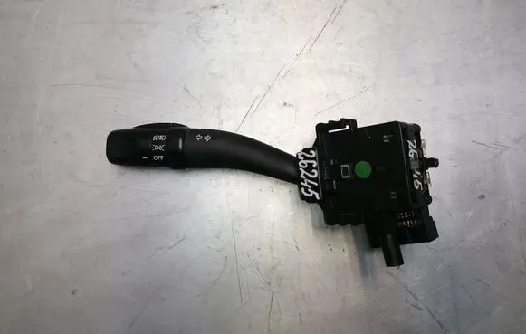 KIA Carens II Indicator stalk 202204727 202004729