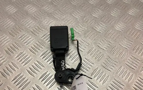 Volvo XC90 Rear seatbelt buckle 39842520