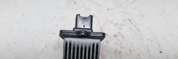 Suzuki Grand Vitara II Heater blower motor/fan resistor 022A6H