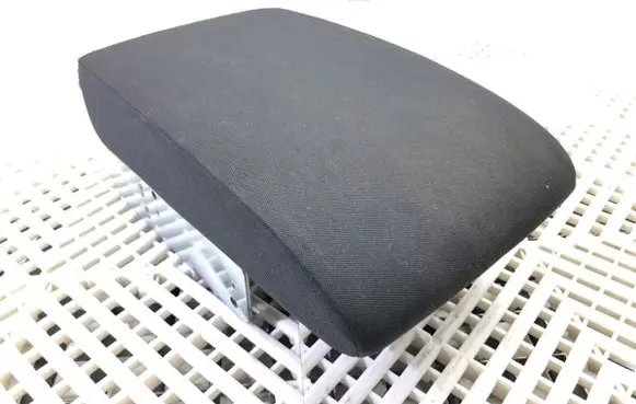Volkswagen Tiguan Armrest 