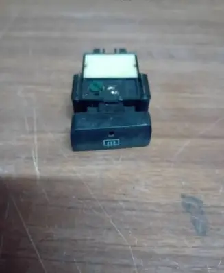 Toyota Corolla Verso AR10 Windscreen/window heater switch 15A410