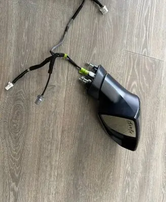 Lexus LBX Front door electric wing mirror E13049704