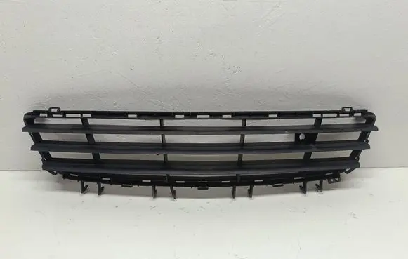 Opel Astra H Front bumper lower grill 24460271 375768702