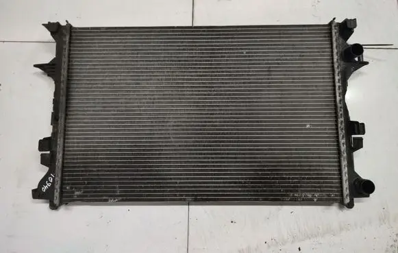 Renault Laguna II Coolant radiator 