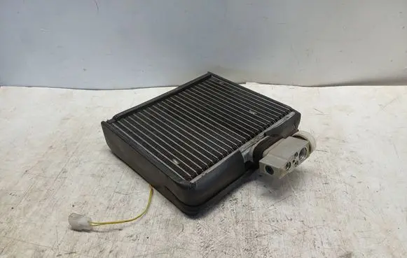 Mitsubishi Outlander Air conditioning (A/C) radiator (interior)
