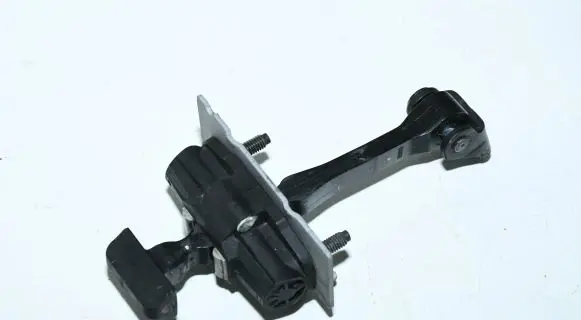 Peugeot 308 Front door check strap stopper