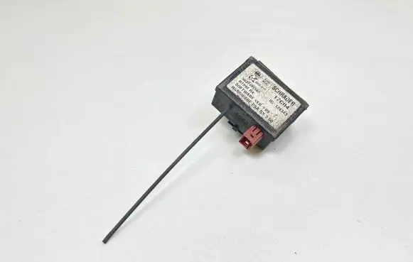 Peugeot 607 Door control unit/module 9637407580 17C04 134343