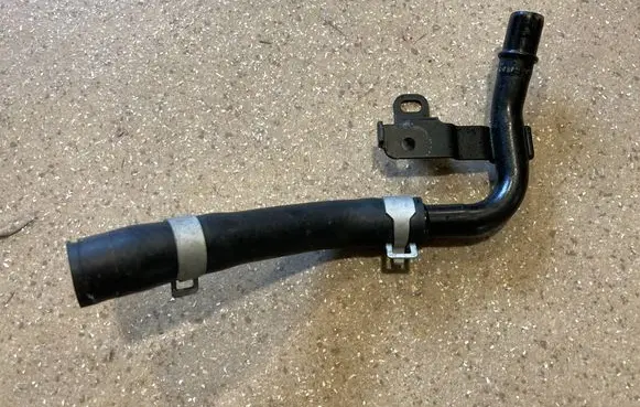 KIA Sorento IV Engine coolant pipe/hose 254622R000