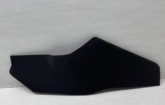 Renault Captur Centre console side trim front 689305927R 00135250
