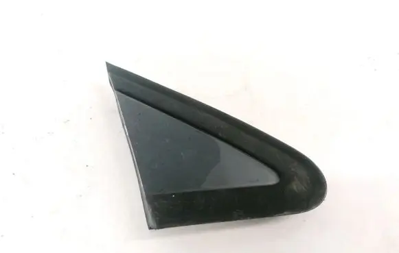 Volkswagen Polo IV 9N3 Front triangle window/glass 6Q0853274A 212839038