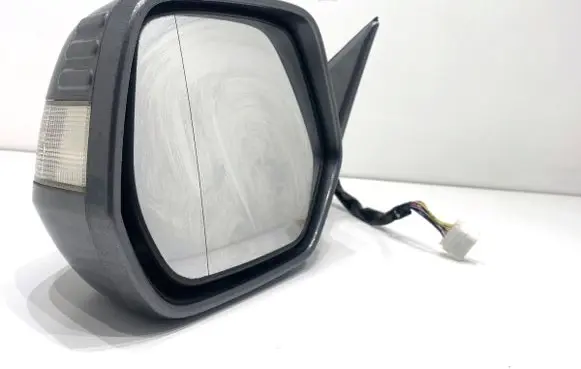 Honda CR-V Front door electric wing mirror 