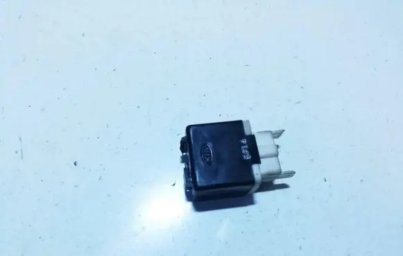 KIA Carnival Other relay k75767740 no30a