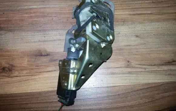 Front door lock