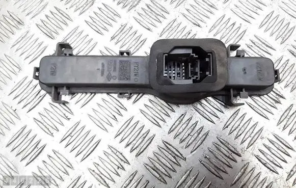 Renault Espace IV Tail light bulb cover holder 89023832