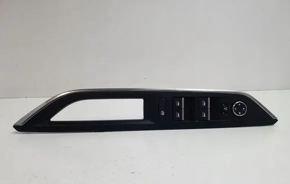 Peugeot 5008 Central console control unit 9810513877