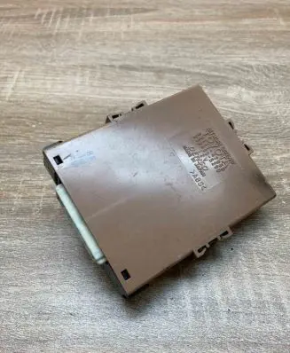Toyota Prius (XW20) Gateway control module 8911147050 2324005290
