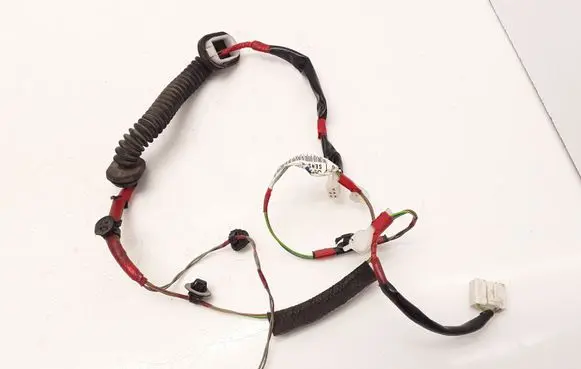 Suzuki Swift I Rear door wiring loom 3675162J10