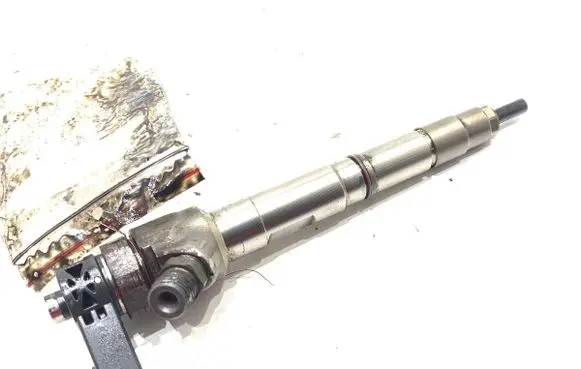 Volkswagen PASSAT B8 Fuel injectors set 04L130277AE