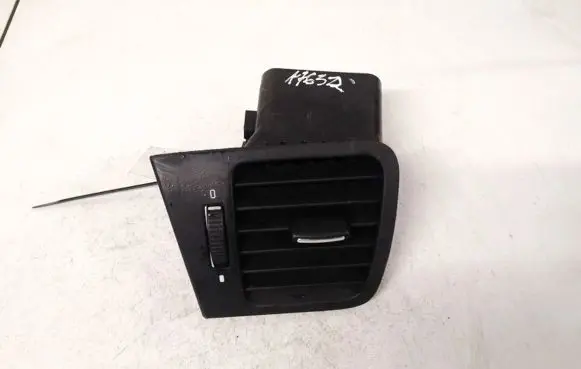 Subaru Legacy Dash center air vent grill