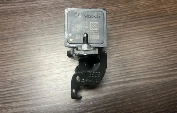 Glow plug pre-heat relay