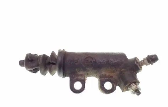 Clutch slave cylinder