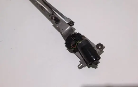 Ford Focus Front wiper linkage and motor XS4117508 0390241362