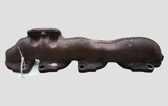 Opel Insignia A Exhaust manifold 55565985 428702815