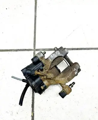 Volkswagen Tiguan Rear brake caliper 