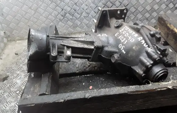 Toyota RAV 4 (XA20) Gearbox transfer box case 