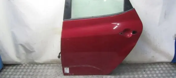 KIA Venga Rear door