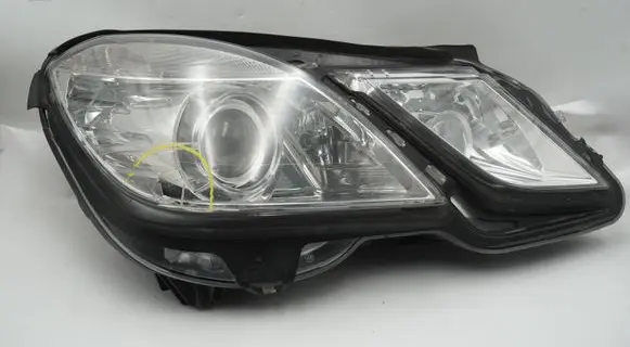 Mercedes-Benz E W212 Headlight/headlamp A2128202061 16642600 1ZT009702