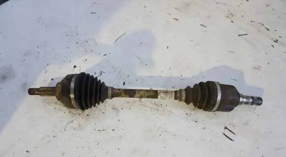 Nissan Primastar Front driveshaft