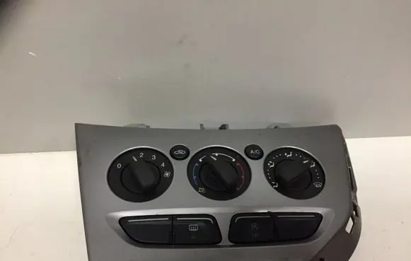 Ford Focus Climate control unit BM5T18549