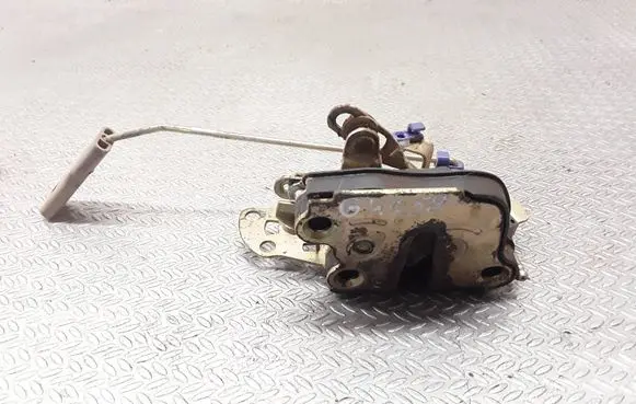 Loading door lock