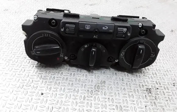 Volkswagen Eos Climate control unit