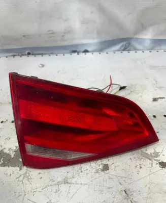Audi A4 S4 B8 8K Tailgate rear/tail lights 166973