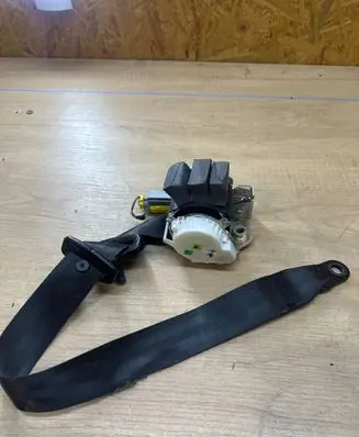 Ford Ecosport Front seatbelt 34119627