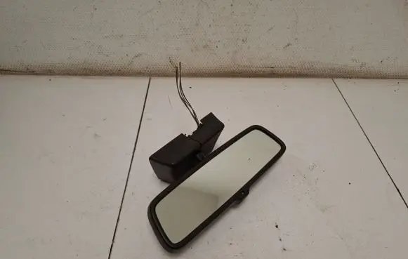 Rear view mirror (interior)