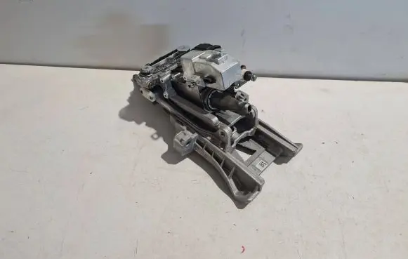 Steering wheel axle set
