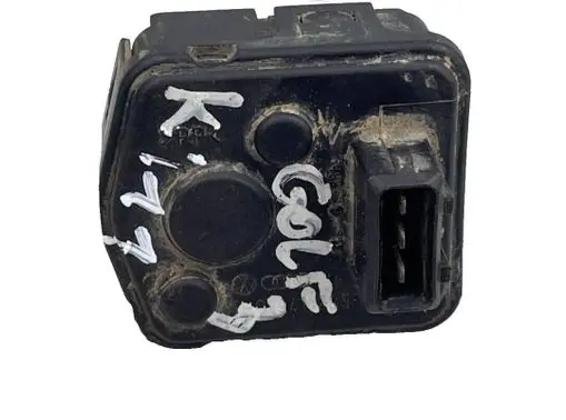 Headlight level adjustment motor