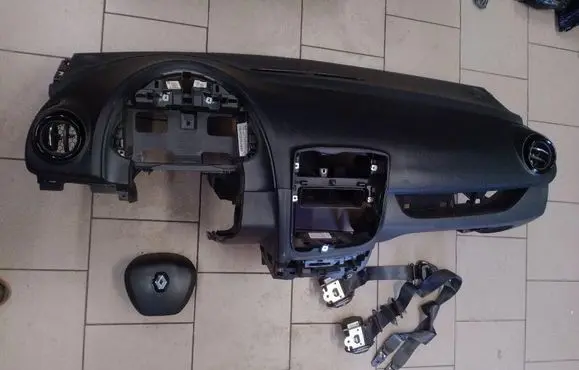 Renault Clio IV Dashboard 682007861R