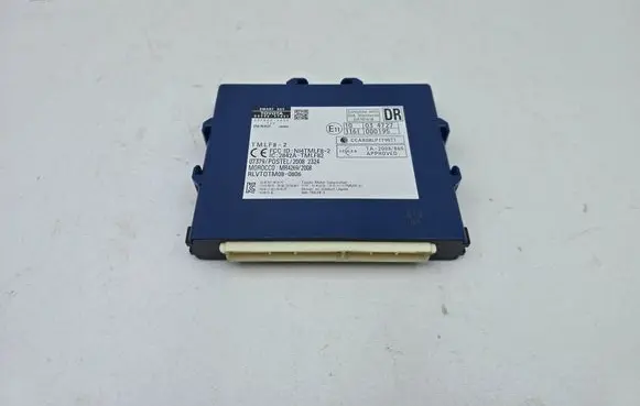Toyota Prius (XW30) Keyless (KESSY) go control unit/module 8999047051 2325006652