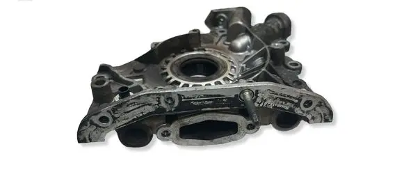 Ford Focus Oil pump 9823740280
