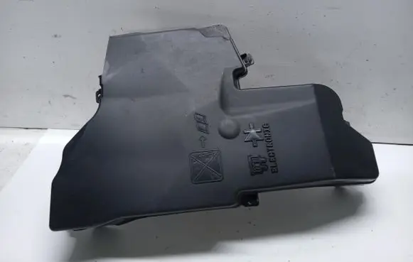 Citroen C5 Fuse box cover 9686732180