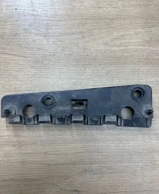 Volvo V60 Fender mounting bracket 31448916