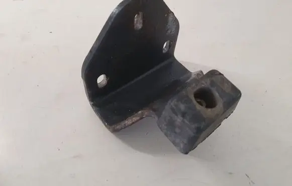 Iveco Daily 3rd gen Sliding door lower roller guide/hinge 