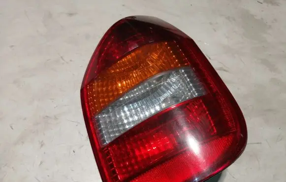 Opel Zafira A Rear/tail lights